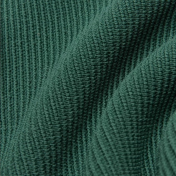 Aritzia Babaton Sculpt Cropped Scoopneck Tank - Picture 7 of 12